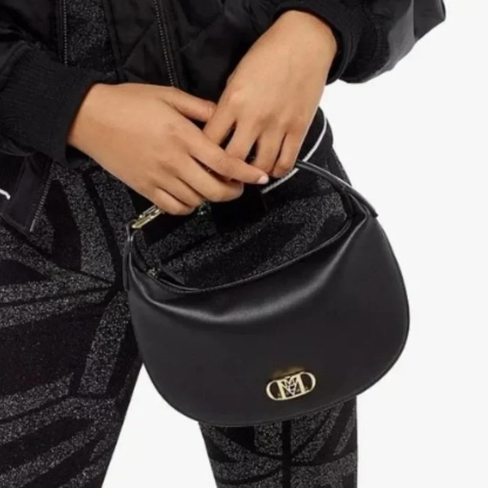 MCM Mode Travia Crescent Hobo Nappa Leather NEW BLACK, sold out everywhere - Picture 5 of 7